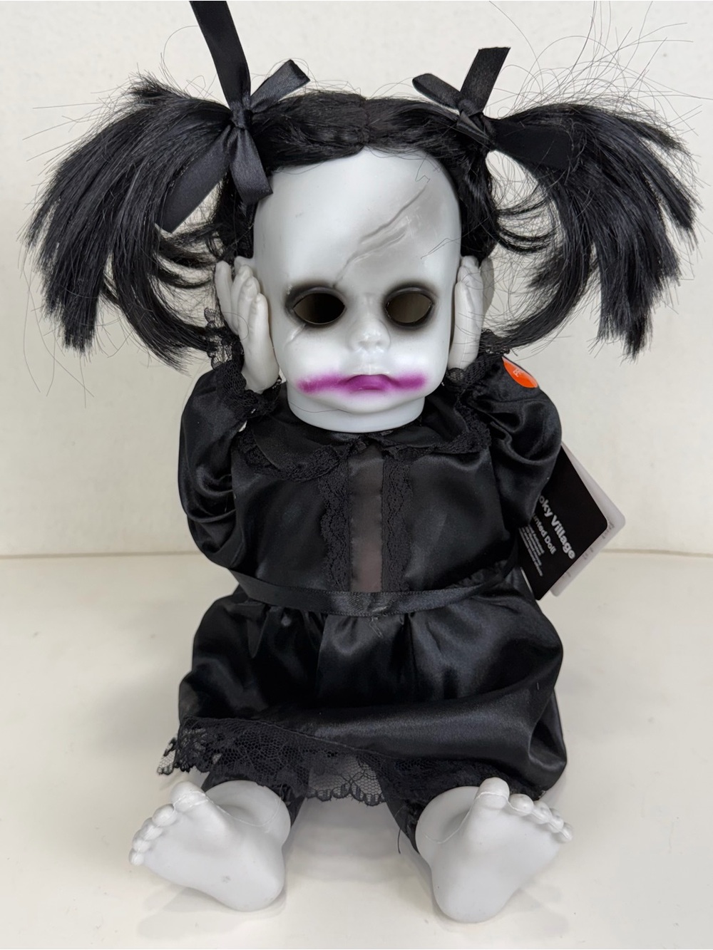 Spooky Village Haunted Doll Halloween Animated “Watch This” & Removes Head